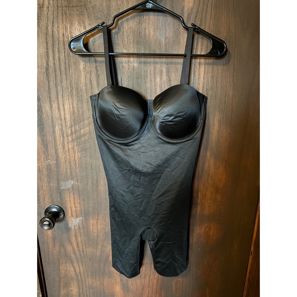Spanx Black Suit Your Fancy Mid Thigh Bodysuit Molded Cup Shapewear XL